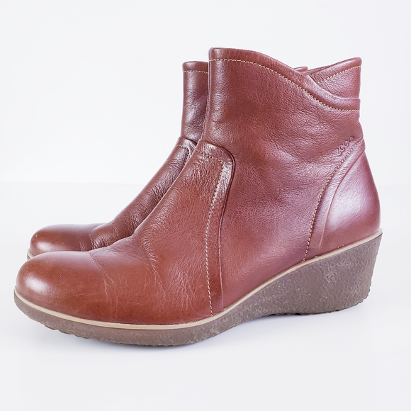 ecco wedge boots